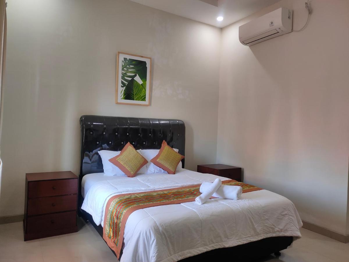 Wiana Homestay Sanur Esterno foto